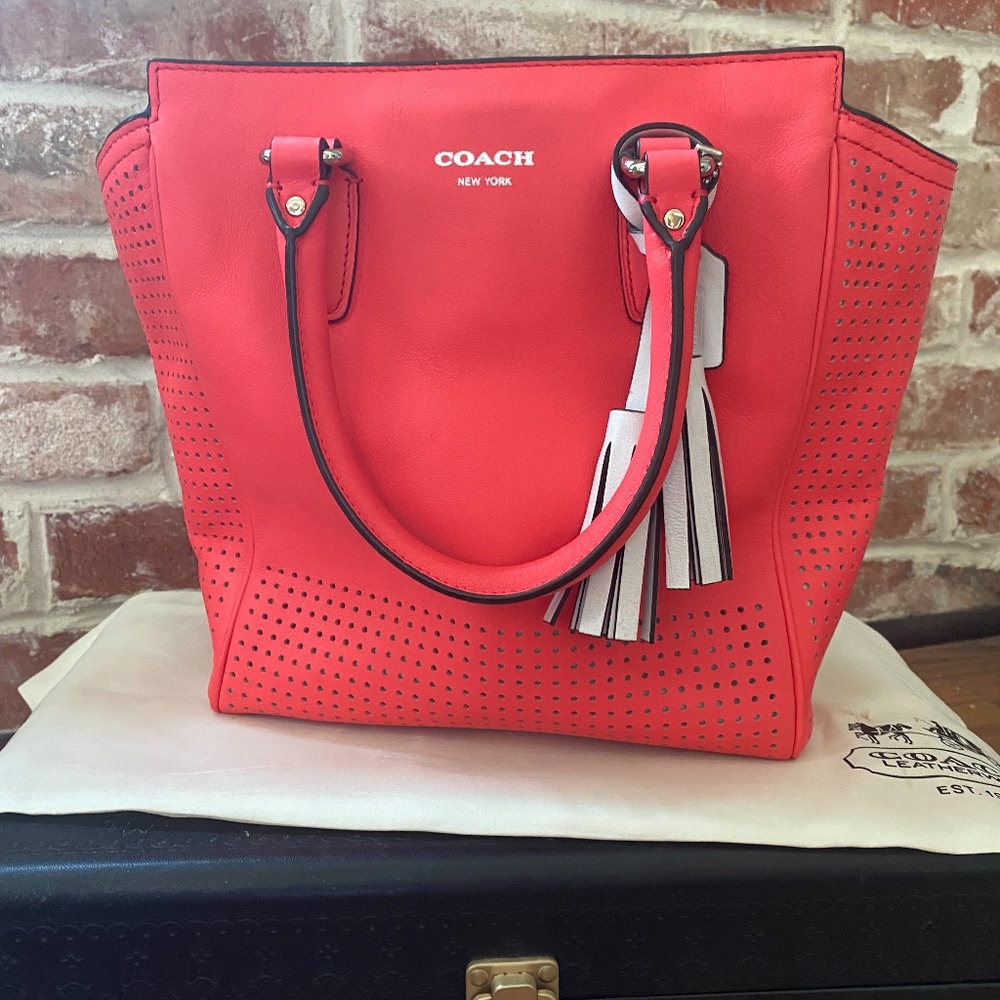 Coach Legacy Leather Mini Tanner Crossbody purse